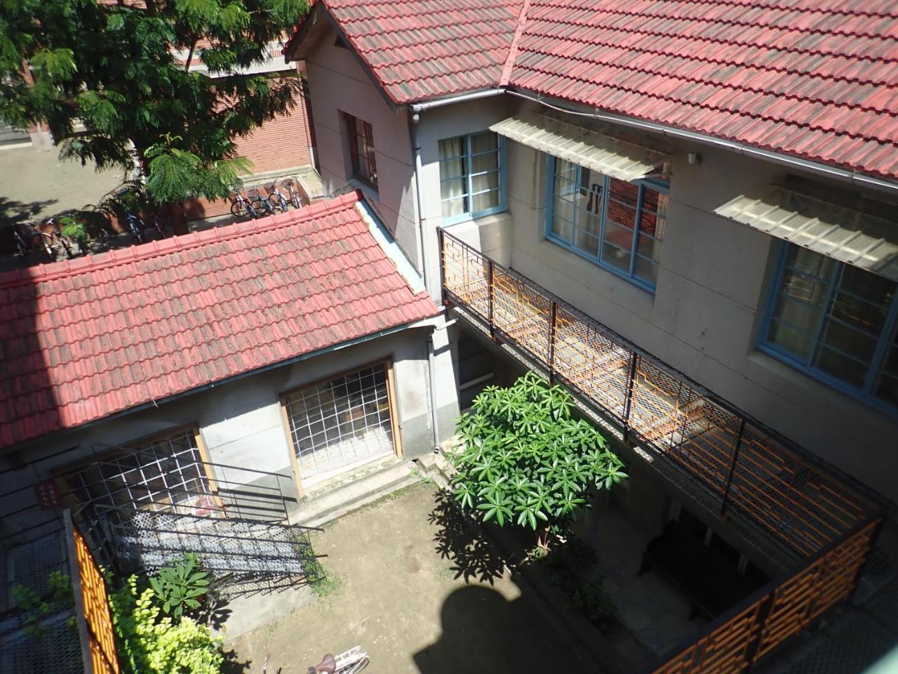 City Hut 1828 ไถหนาน ภายนอก รูปภาพ